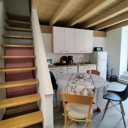 Feriehus Casa Monastero Dervio